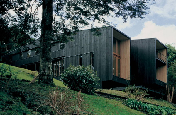 lake rupanco house 1 Exotic Modern Home in the South of Chile