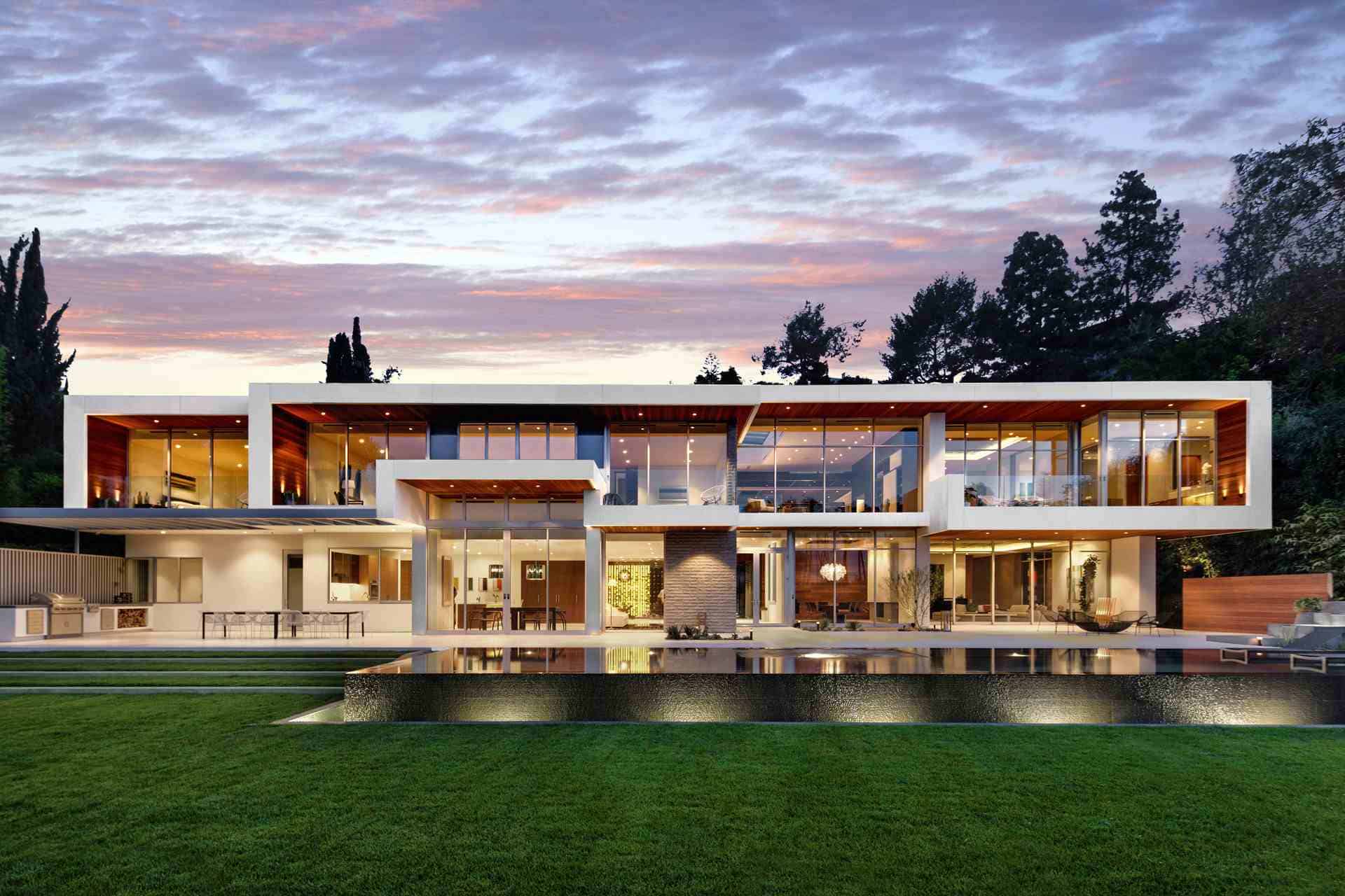 ultra contemporary mansion