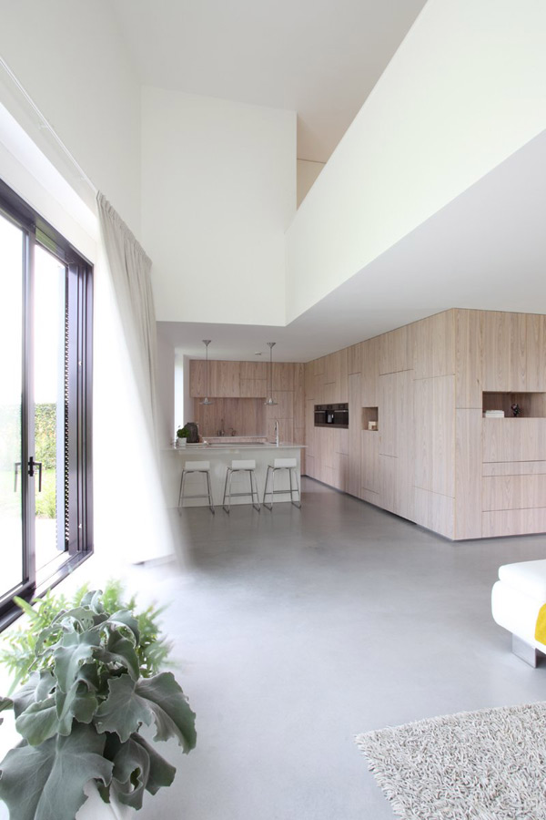 modern-aluminum-home-ever-changing-facade-interior-4.jpg