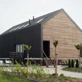 Modern Barn Design in Netherlands by JagerJanssen Architects