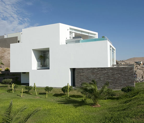 modern-geometric-house-with-spiral-stair-8.jpg