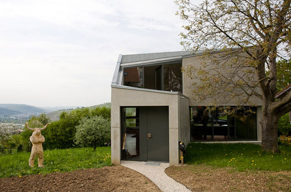 Modern German Architecture – Unusual Concrete House Plan