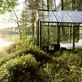 Modern Modular Architecture – Small Greenhouse Style Home