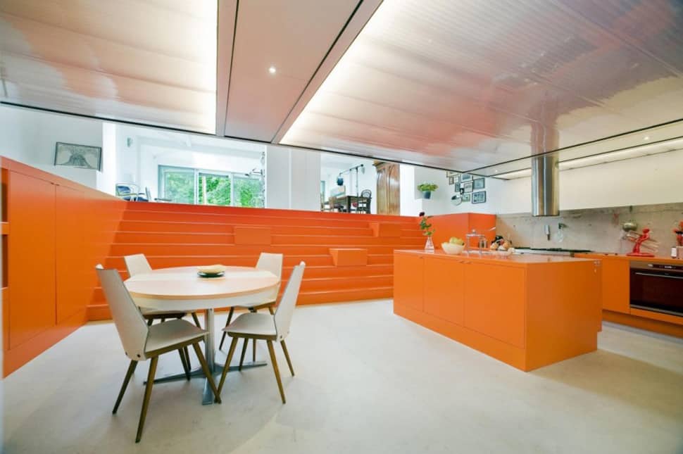 netherlands house with dugout level and floating lightbox inside 8