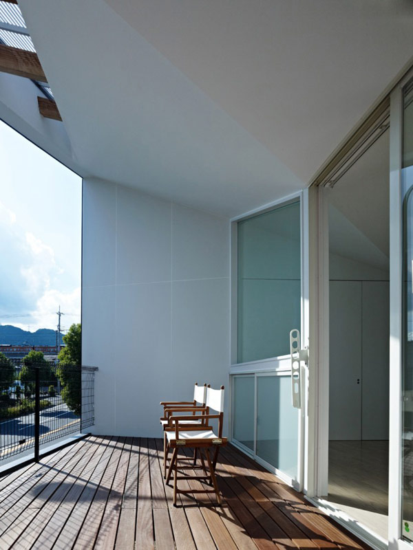 open-air-homes-modern-negative-space-5.jpg