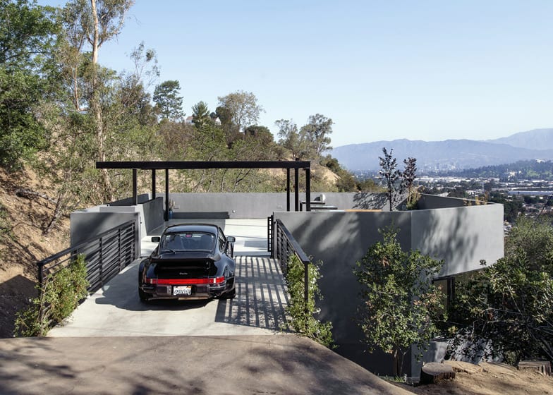 relaxing-hillside-echo-park-home-rooftop-carport-4-driveway-straight.jpg