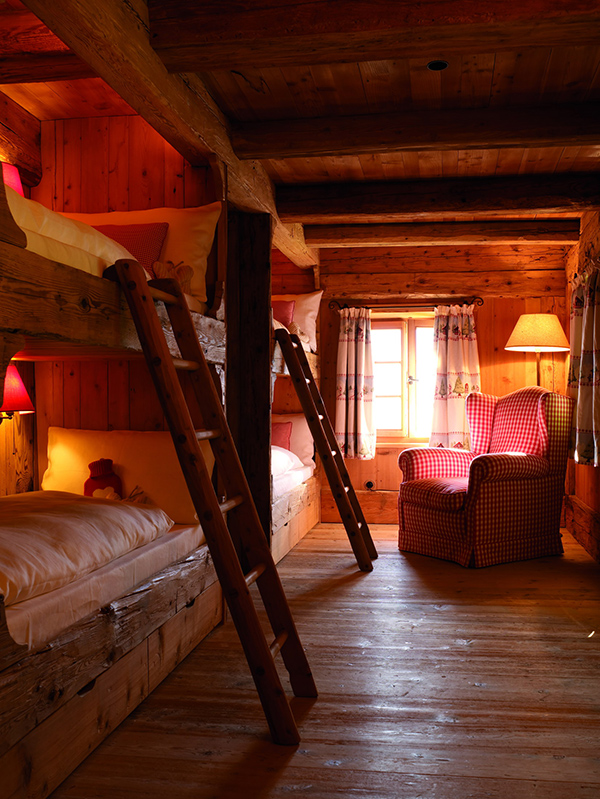 rustic-log-cabin-design-stunning-interiors-10.jpg