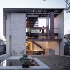 Sustainable Solar Umbrella House by Award-Winning Architect in Venice, California