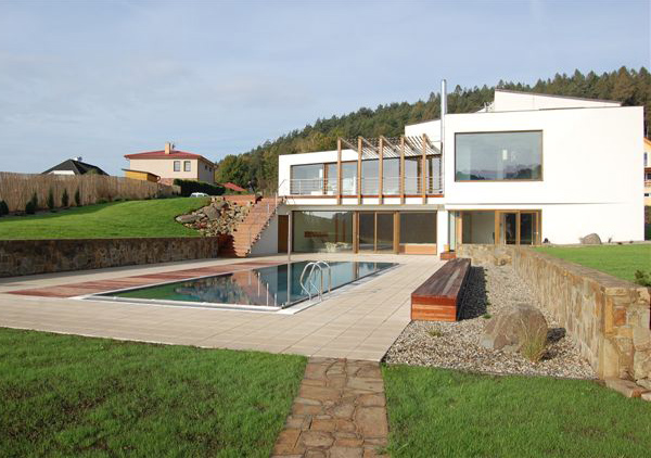three-level-house-plans-luxury-valley-home-6.jpg