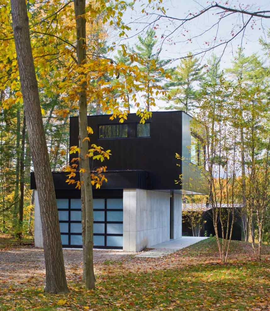 two part cantilevered lake house 21