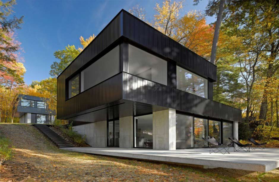 two part cantilevered lake house 3