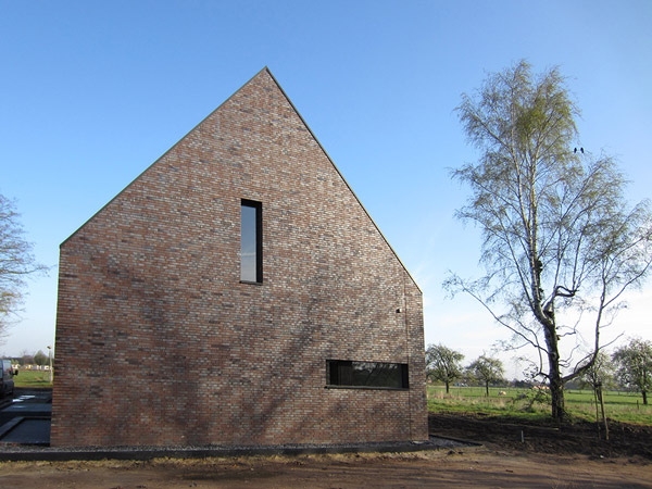 unusual barn inspired house by netherlands spot architecture 1