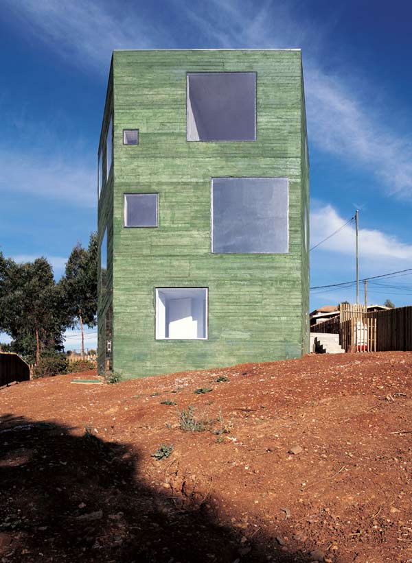 vertical house family living 2 Vertical House Plan For Family Living in Chile