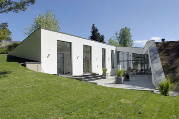 villa uh1 1 Bunker Style Houses   Eco Friendly House in Stockholm