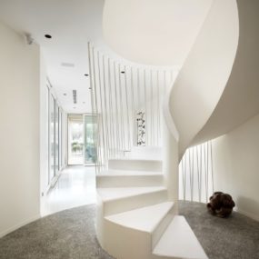 White Shades Define Luxurious Multistory Milan Apartment