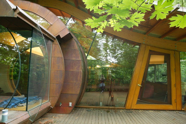wilkinson residence 2 Whimsical Wooden Tree House Brings Nature, Music to Life in Portland, Oregon