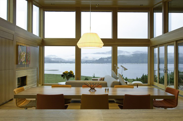 wood-house-extends-living-space-beyond-indoors-4.jpg