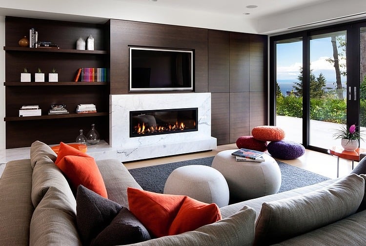ocean-view-home-embraces-earth-fire-air-water-11-family-room.jpg