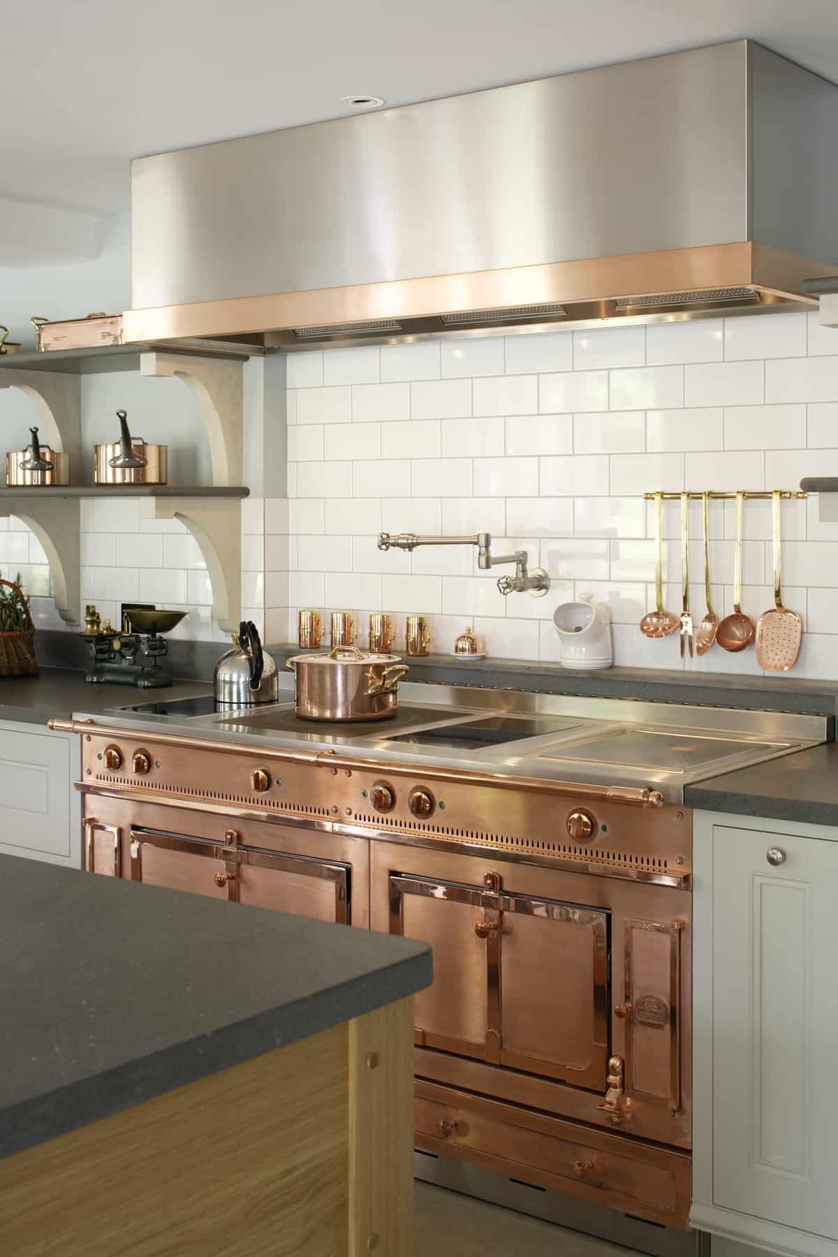 Beautiful Edwardian Style Kitchen by Artichoke