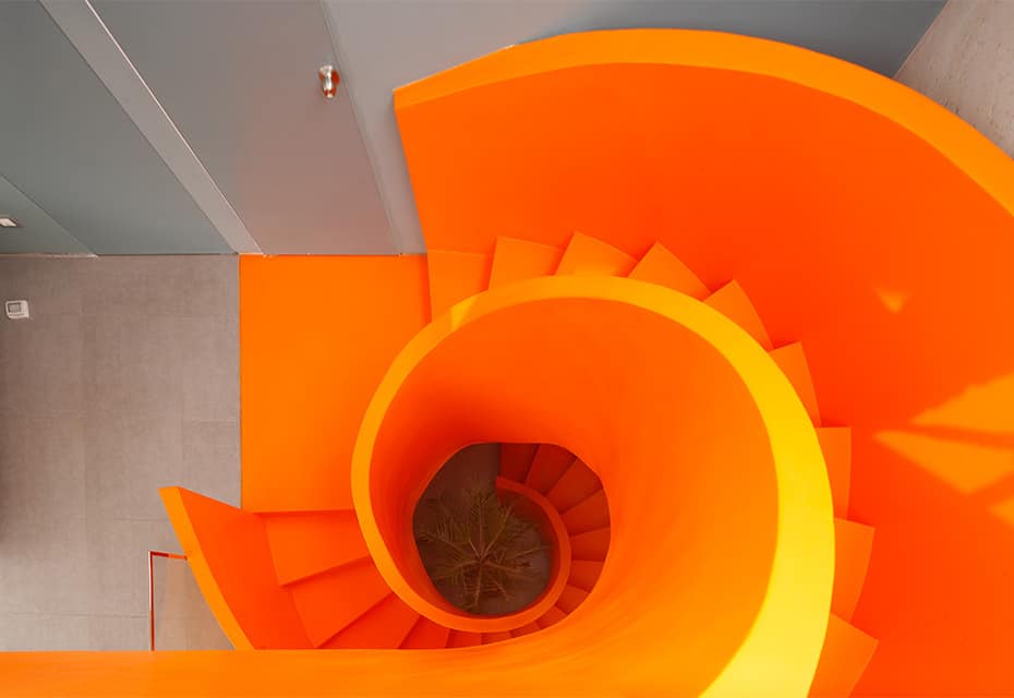Contemporary Orange Staircase Makes Beautiful Statement