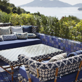 Outdoor Terrace Tile Design Idea – Lay the Entire Terrace in Patterned Tile