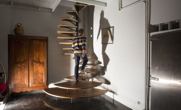 oak-spiral-staircase-metal-backbone-2-backbone.jpg