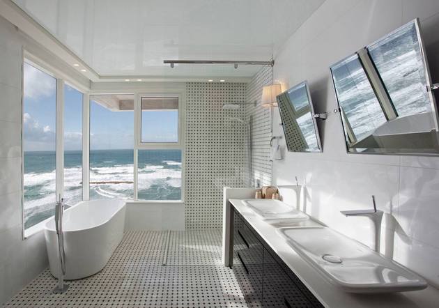 contemporary-apartment-overlooking-sea-cozy-luxurious-6-bath.jpg