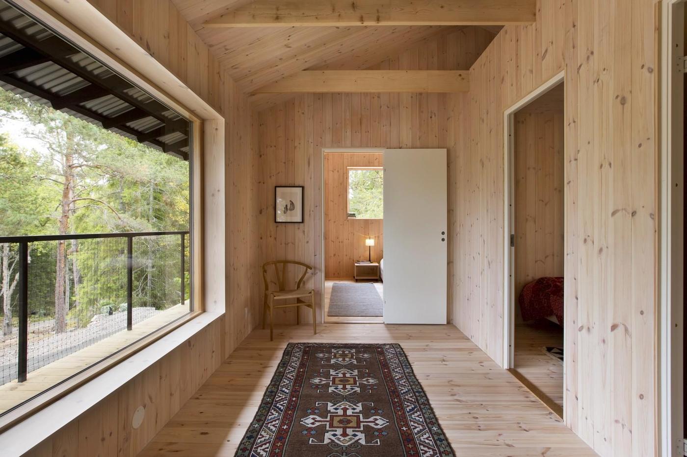 simple-wooden-bedroom-design-2.jpg