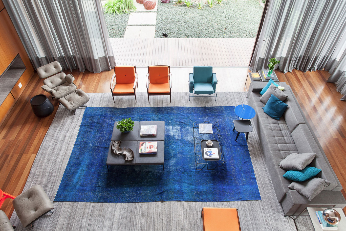 rug-on-rug-decorating-living-room-1.jpg