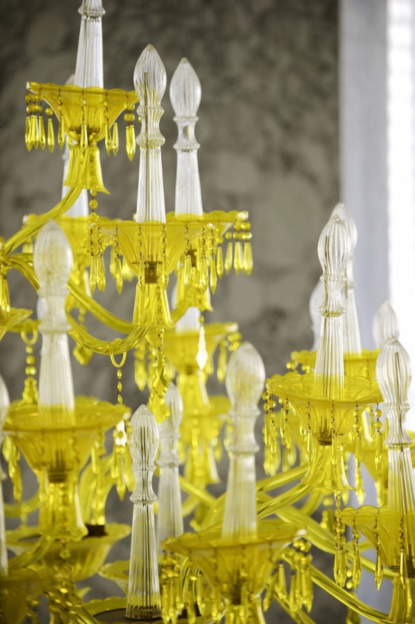 chamomilla chandelier installation by philippe starck at viceroy miami 3