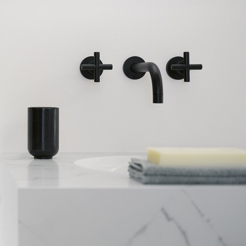 dornbracht-minimalist-bathroom-4.jpg