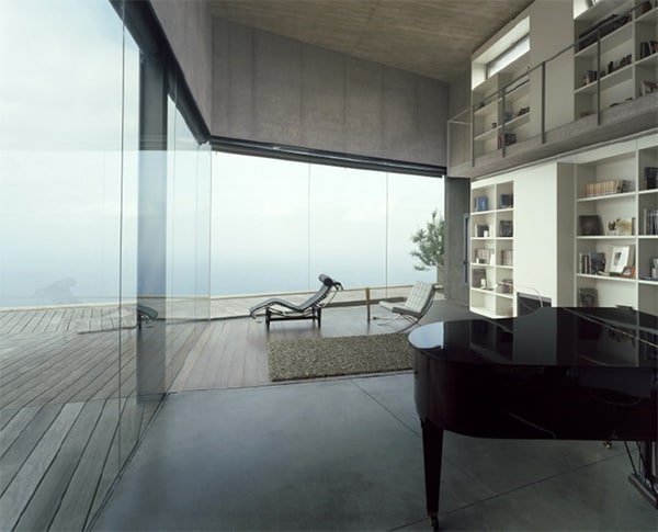 flowing interior design concrete glass 6