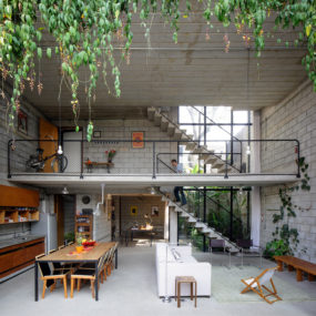 Exterior Like Interiors: Cozy Urban Home in Sao Paolo