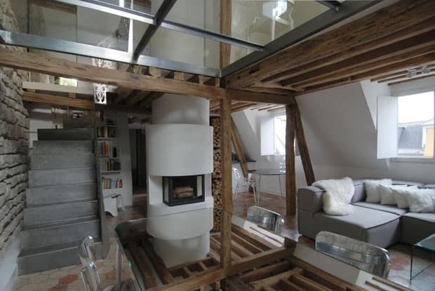 two-floor-apartment-with-a-glass-floor-in-paris-6.jpg