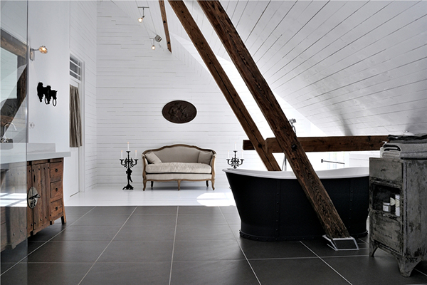 white-swedish-interiors-fireplace-features-5.jpg