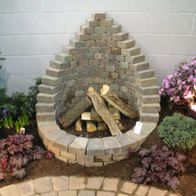 如何让石头火坑设计更有创意:后院DIY