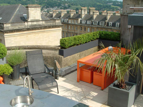 contemporary-urban-rooftop-garden-design-bluesky-landscapes-2.jpg