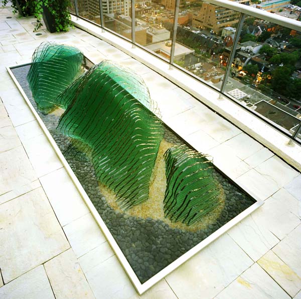 outdoor-glass-art-swon-design-4.jpg