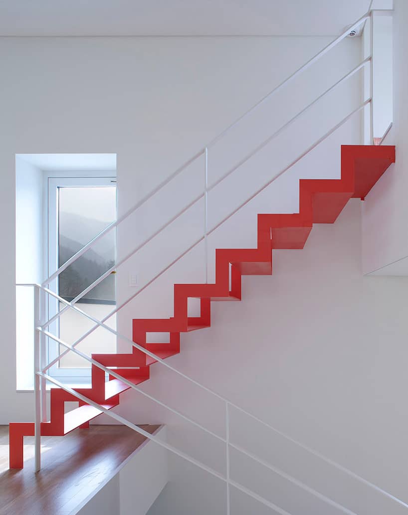 unusual home design red stair 2