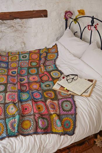 crochet afghan circles in squares