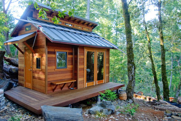 15-tiny-gateway-vacation-cabin-designs-3a.jpg