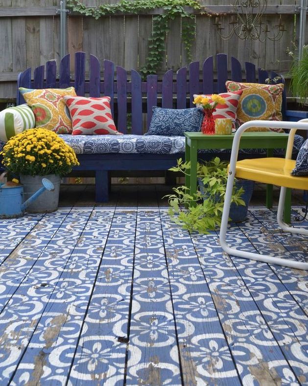 Top 10 Stencil and Painted Rug Ideas for Wood Floors