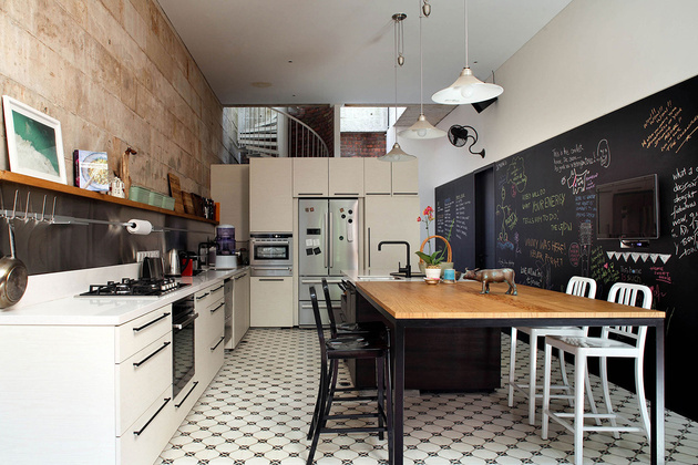 wall-table-in-the-kitchen-2.jpg